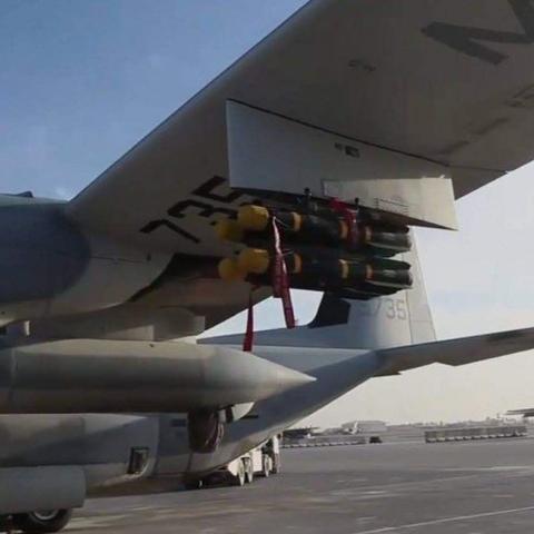 《空中炮艇操作攻略》解锁手游射击新境界