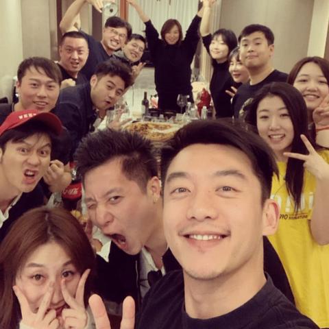 社交狂欢必备！盘点十大热门聚会游戏推荐，解锁欢乐新高度