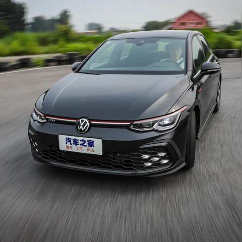 弹射世界角色实力排行揭秘：节奏榜评分攻略全解析