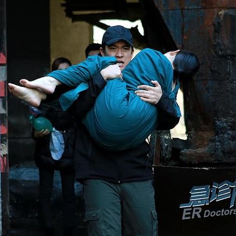 盘点热门游戏：揭秘必玩神作，解锁游戏新境界