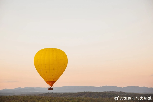 夕阳热气球月卡性价比揭秘：如何明智选择？