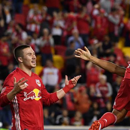 齐达内领衔!FC足球世界传奇足球盛宴即将开启 齐达内领衔!FC足球世界传奇足球盛宴即将开启