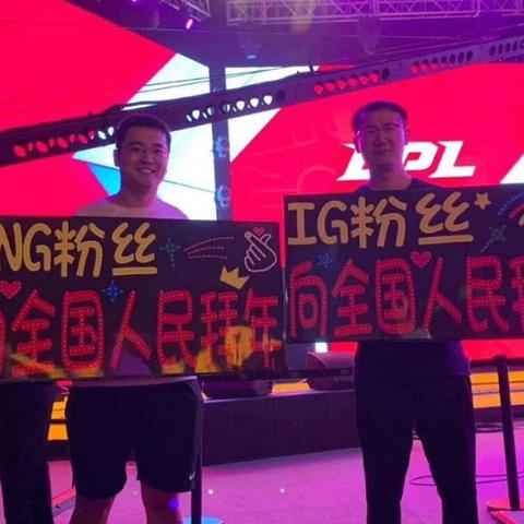 电竞热门盘点：揭秘十大必玩竞技游戏，解锁巅峰对决新体验