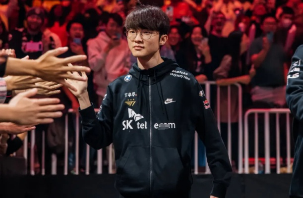 Faker谈T1败北:冠军梦想不变,目标坚定如初 Faker谈T1败北:冠军梦想不变,目标坚定如初