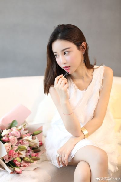 雪梨限定皮肤豪门淑女惊艳亮相，体验独特贵族魅力