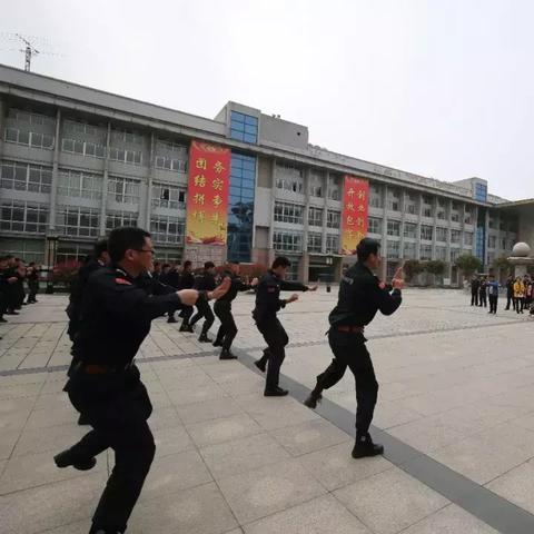 街头篮球FS场必胜秘籍：全民攻略，篮球高手必备技巧