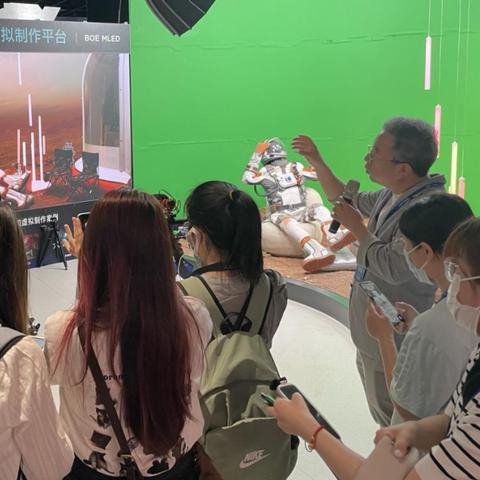 科幻游戏盘点：热门下载量排行，揭秘爆款科幻游戏秘籍