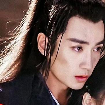 血玫瑰Boss精准定位，攻略详解助你一臂之力