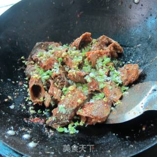 轻松掌握：黑色沙漠香鱼秘制菜谱攻略大揭秘