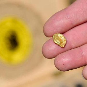 门派矿石高效获取攻略：揭秘全新采矿技巧