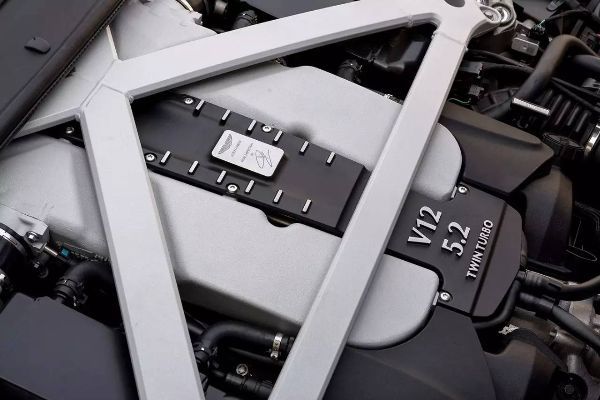 阿斯顿马丁DB11芯片选配攻略：高效性能新选择