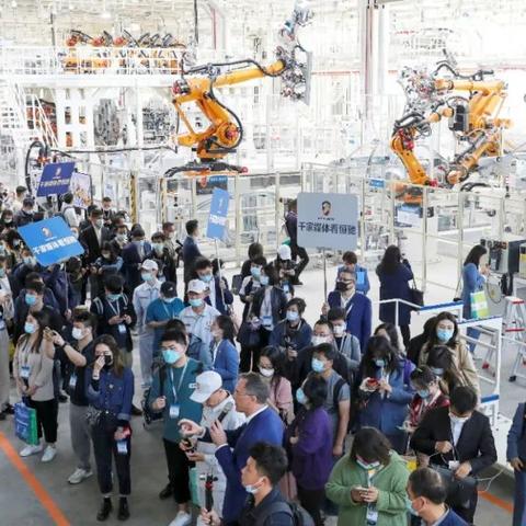 2025网游人气排行榜新鲜出炉!哪些黑马游戏悄悄霸榜玩家必看? 2025网游人气排行榜新鲜出炉!哪些黑马游戏悄悄霸榜玩家必看?