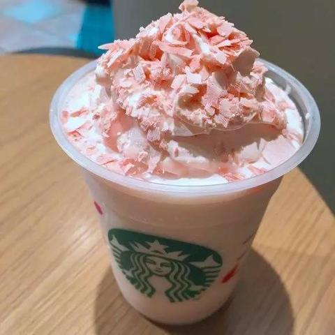 霓虹深渊草莓糖攻略：高效使用技巧解析，解锁无限乐趣