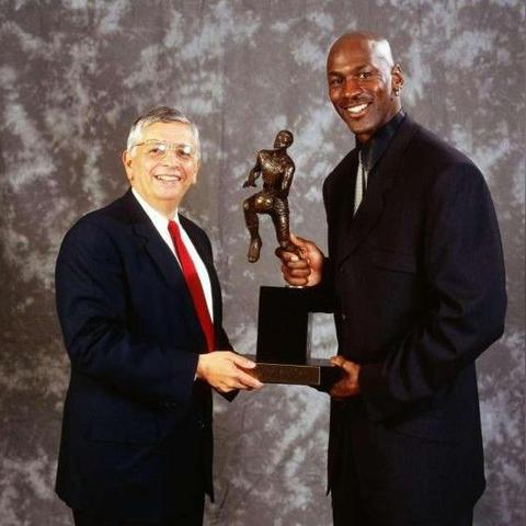 斯特恩大陆新手入门攻略:快速上手必备技巧解析 斯特恩大陆新手入门攻略:快速上手必备技巧解析