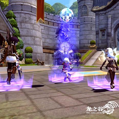 龙之谷2025万圣节时装，绝版彩蛋藏在哪？实战增益+搭配攻略全揭秘！