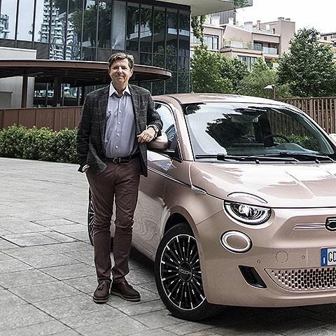 热血传奇推广员2025隐藏权限曝光，日结500+的冷门分成玩法你会吗？