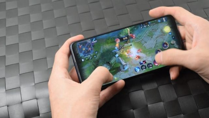 盛大手机2025游戏党必看，隐藏优化有多强？高帧适配实测+独家特权揭秘