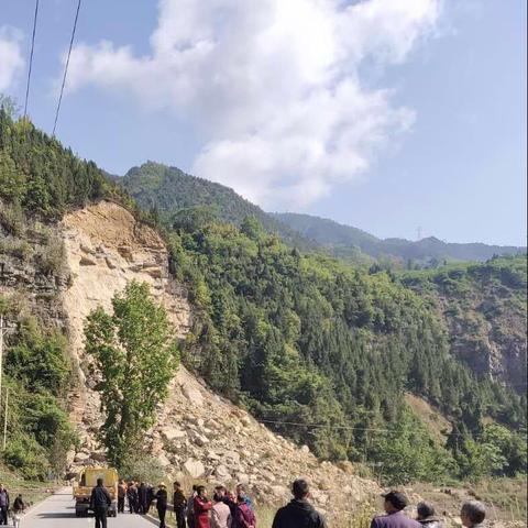 路政传奇，老玩家都在抢的3个隐藏抢修点，2025实测能提升40%评分？