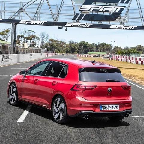 2025传奇游戏下载,独家内测高爆版无卡顿?老玩家3天实测真相 2025传奇游戏下载,独家内测高爆版无卡顿?老玩家3天实测真相