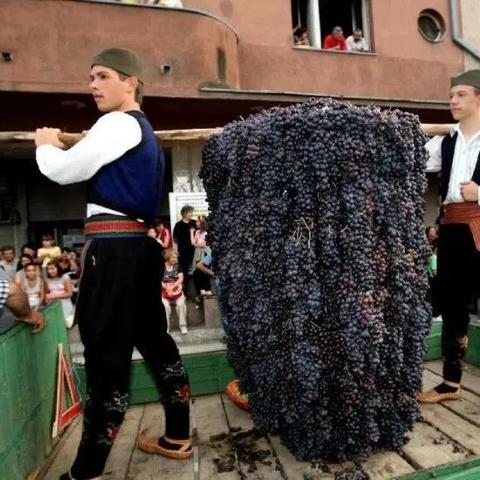 盛大吧里真有内部福利?老玩家揭秘3个被忽略的宝藏功能! 盛大吧里真有内部福利?老玩家揭秘3个被忽略的宝藏功能!