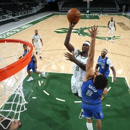 1.76传奇客户端2026独家实测，无插件纯净版真能找回当年砍猪的热血？