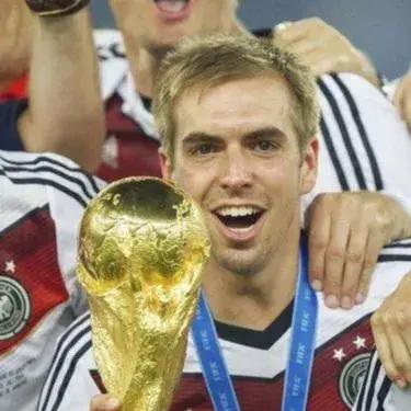 传奇归来吧紧急公告，2026年3月专属服开启，老玩家如何3天霸服？